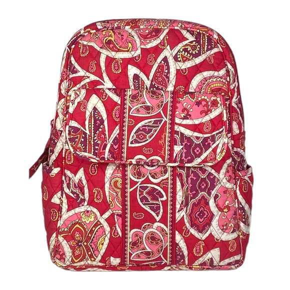 Vera Bradley Handbags - Vera Bradley Rosy Posies Medium Lightweight Quilted Backpack School Campus Work